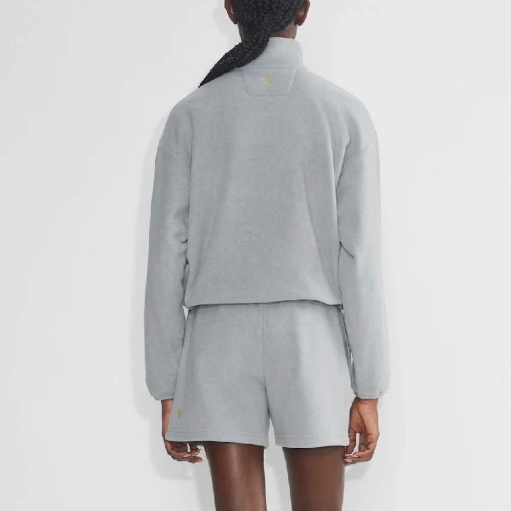 Aritzia Golden Polartec® 200 1/4 Zip Sweater Heather Chrome Gray - Picture 4 of 9